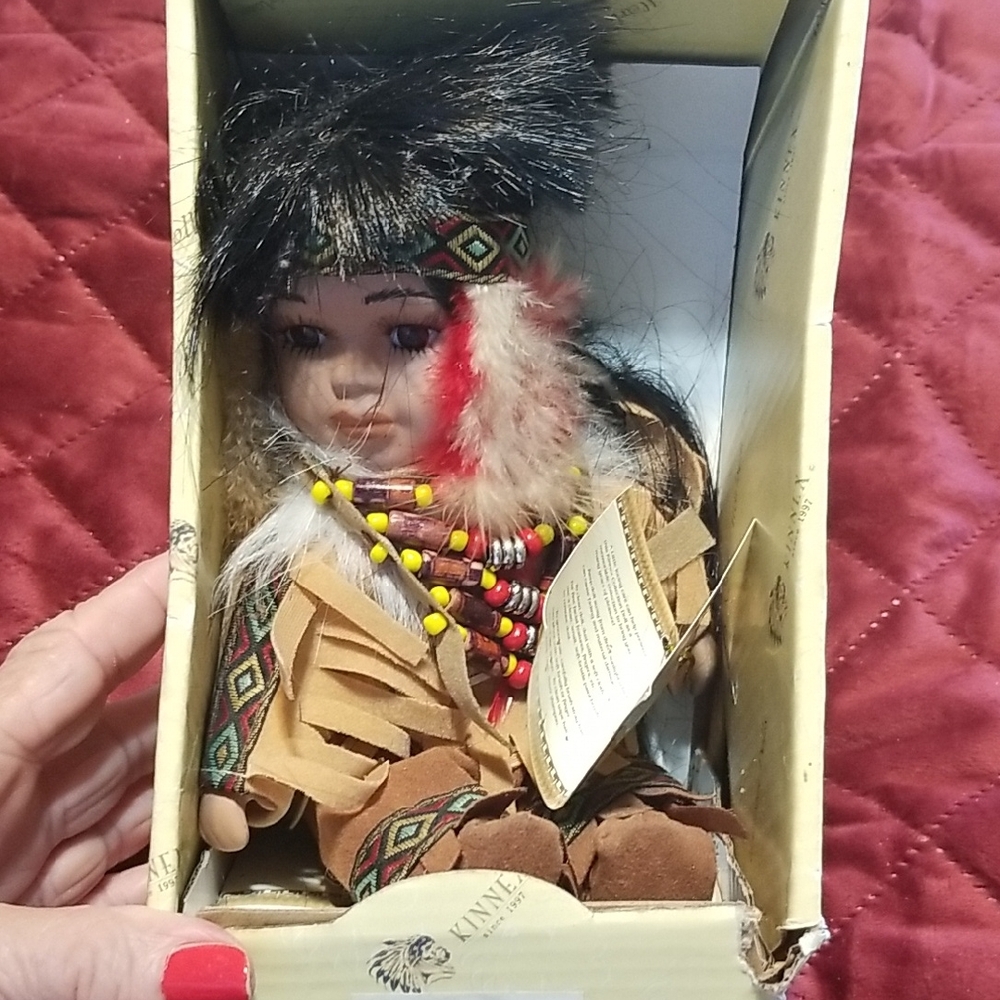 LITTLE CUBS COLLECTIBLE KINNEX DOLL, Indian Girl W/ Paperwork NWT